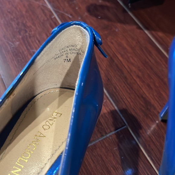 Enzo Angiolini beautiful blue heels - Picture 3 of 7